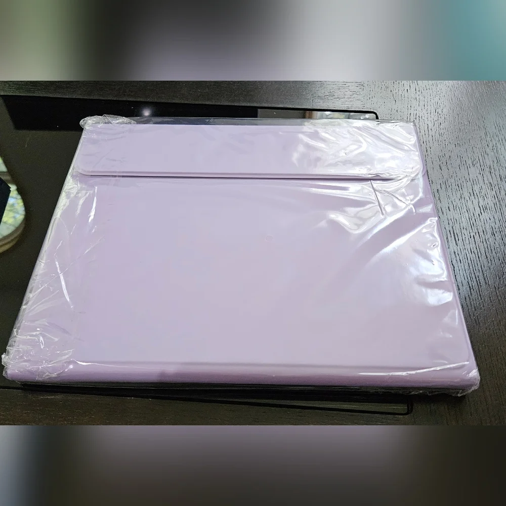 New- Purple Magnetic Tablet Case with Detachable Keyboard